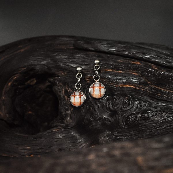 The Cobbled Curios - Linear Glow - Dangle Earrings